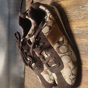 Coach Sneakers size 8